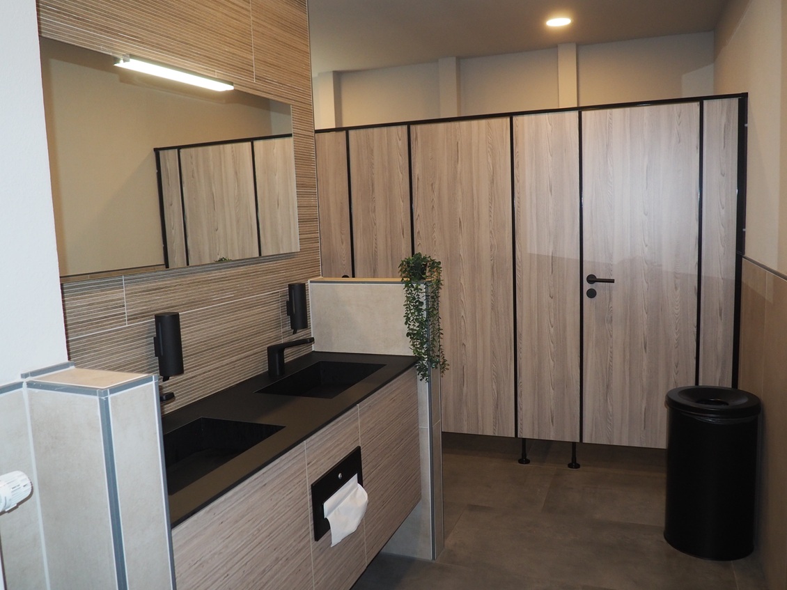 P4300082 Toiletten 1130